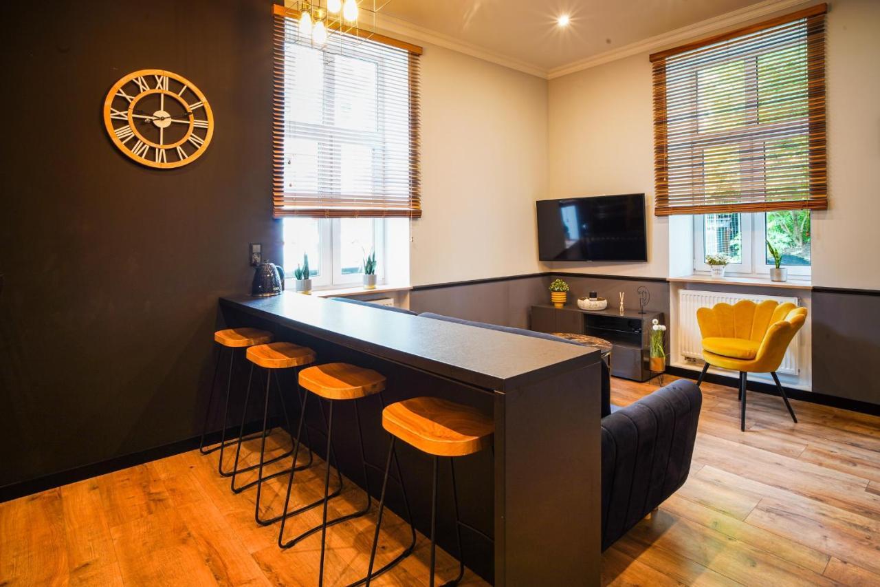 Apartament Z Jacuzzi W Centrum Sanoka ภายนอก รูปภาพ